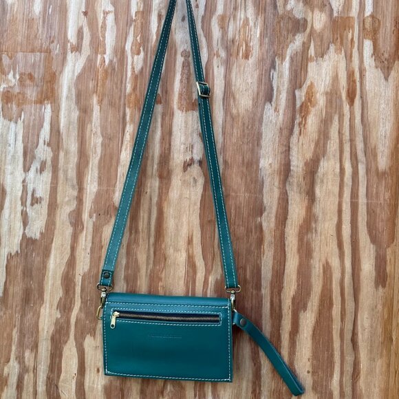 Emerald Green Crossbody Purse - Picture 3 of 4
